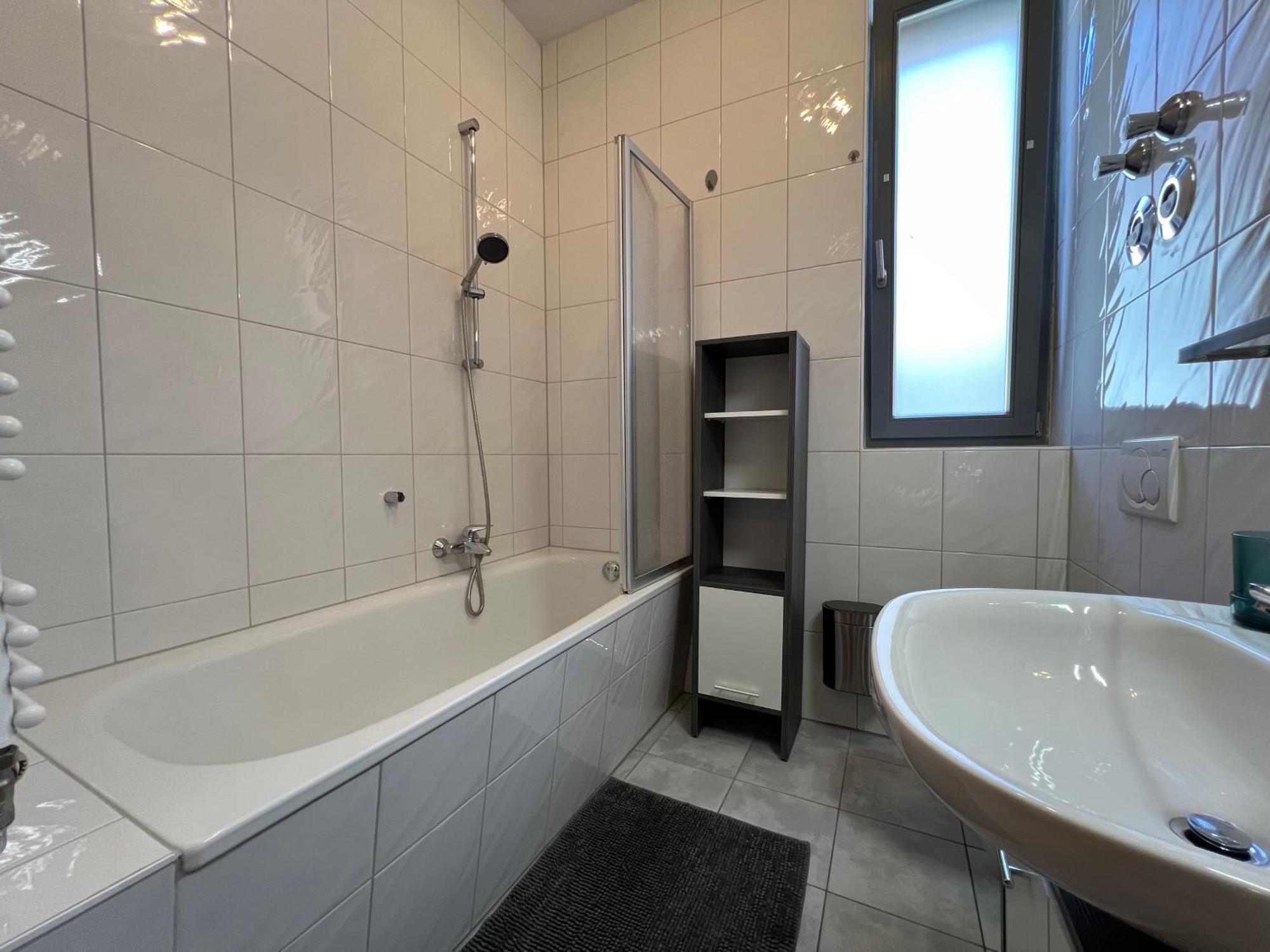 Balkon, Zentral, Modern, *